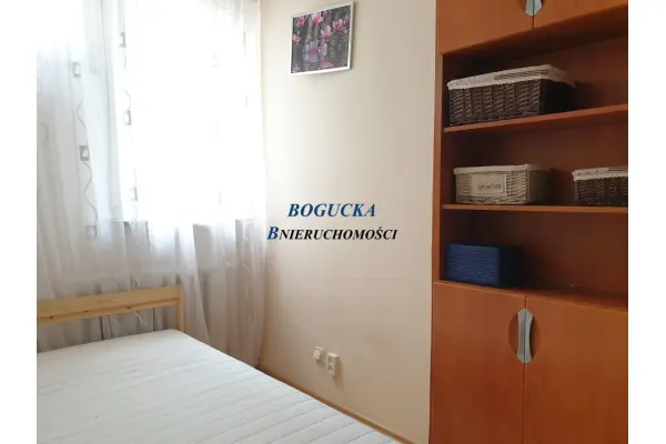 Warszawa, Śródmieście, Grzybowska, WYNAJMĘ-2 POK-ul GRZYBOWSKA-ŁADNE-MEBLE-2200zł.
