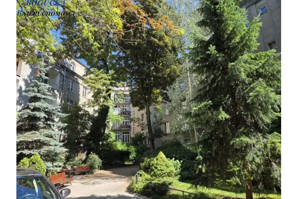 Warszawa, Ochota, Uniwersytecka, Ochota-Uniwersytecka-pow.80m2-3pokoje-1 750 000PLN