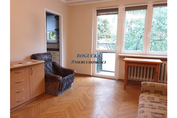 Warszawa, Śródmieście, Bonifraterska, CENTRUM-BONIFRATERSKA- pow.27m2- meble-2200 zł.