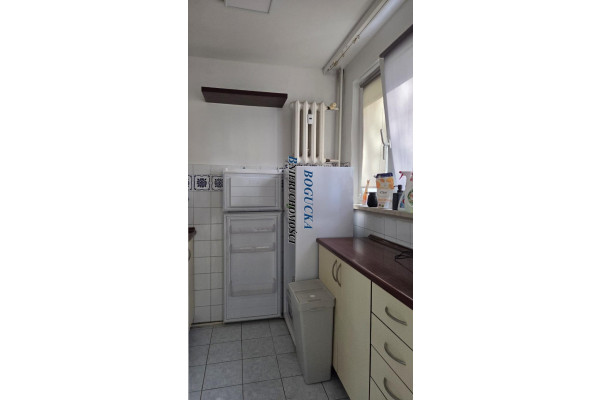 Warszawa, Śr&oacute;dmieście, Bonifraterska, CENTRUM-BONIFRATERSKA- pow.27m2- meble-1800 zł.