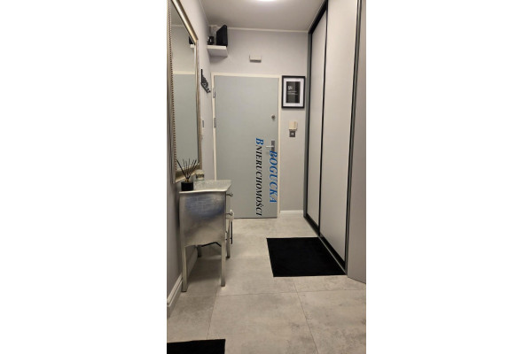 Warszawa, Bemowo, Radiowa, Bemowo-2001r-72m2-3 pok.,taras,garaż-1 350 000PLN