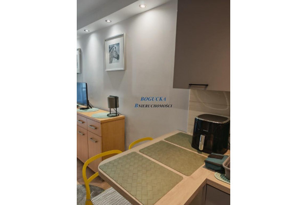 Warszawa, Ochota, Sanocka, OCHOTA-ŚLICZNE-SANOCKA-26m2-umeblowane-2200zł